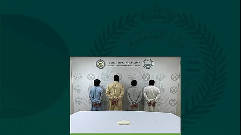 القبض على 4 مقيمين لترويجهم الميثامفيتامين المخدر بحائل