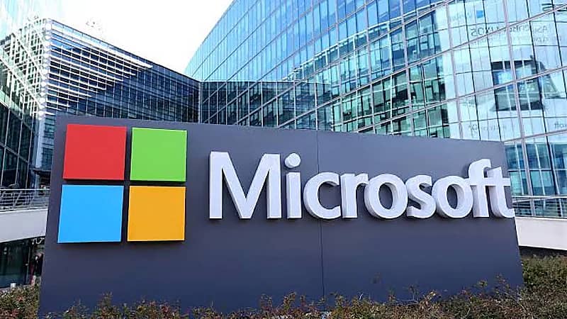 مايكروسوفت تعلن إصلاح السبب الرئيسي لـ العطل التقني في تطبيقاتها