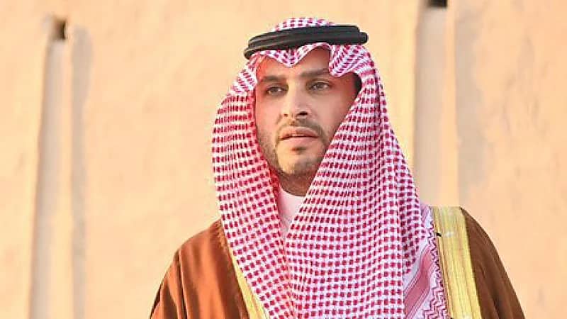 الأمير تركي بن محمد يشارك في حفل زواج وزير الداخلية القطري ..فيديو