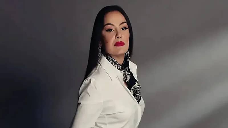 شيريهان تظهر بوجه متورم بعد فترة غياب.. فيديو