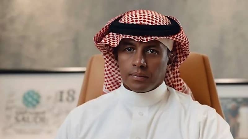 الجمعان ينفي رحيله عن النصر