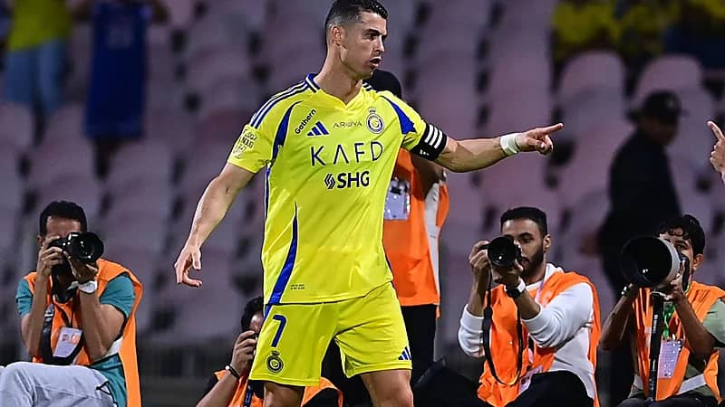 محترف النصر ينتظر قرار رونالدو