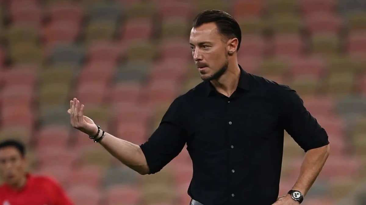 يايسله بعد رباعية الغرافة: فخور بردة فعل لاعبي الأهلي