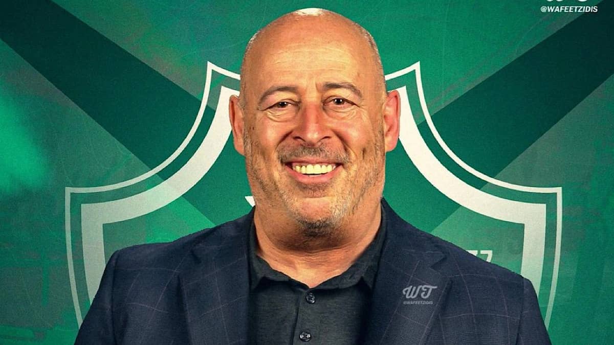 الأهلي يرفض تعيين مايك غولوب رئيساً تنفيذياً للنادي