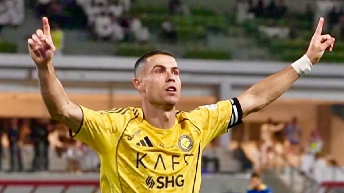 رونالدو بعد هدفه الـ950: ما زلت جائعًا لتحقيق المزيد