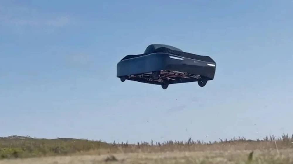 شركة أمريكية تبدأ إنتاج أول سيارة طائرة في العالم