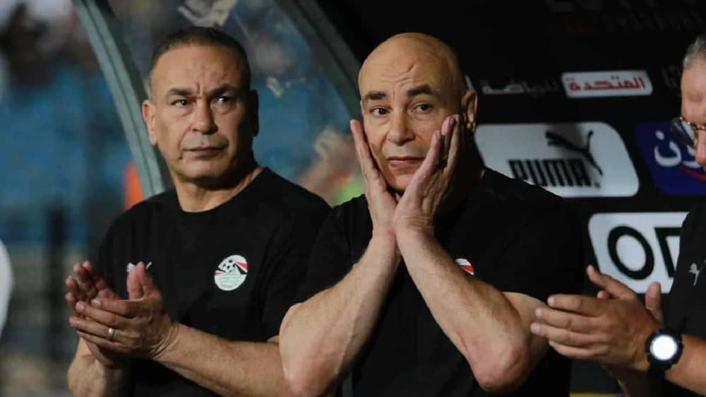 منتخب مصر ينفي إيقاف حسام حسن