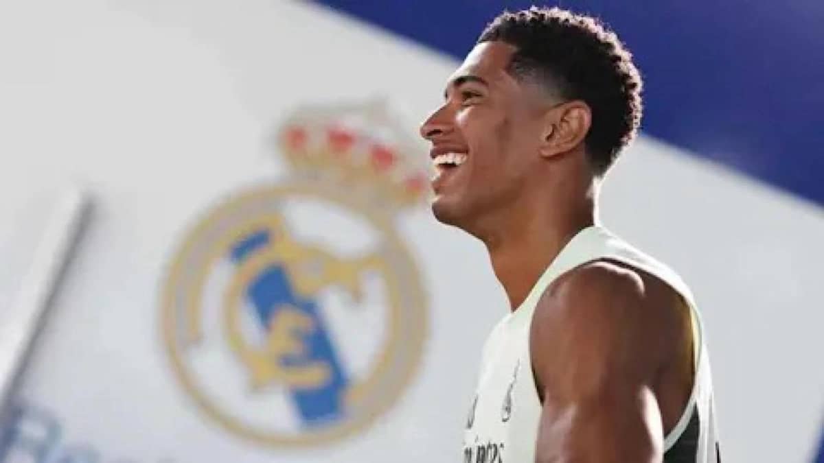 تعليق بلينغهام على أنباء انفصال والديه