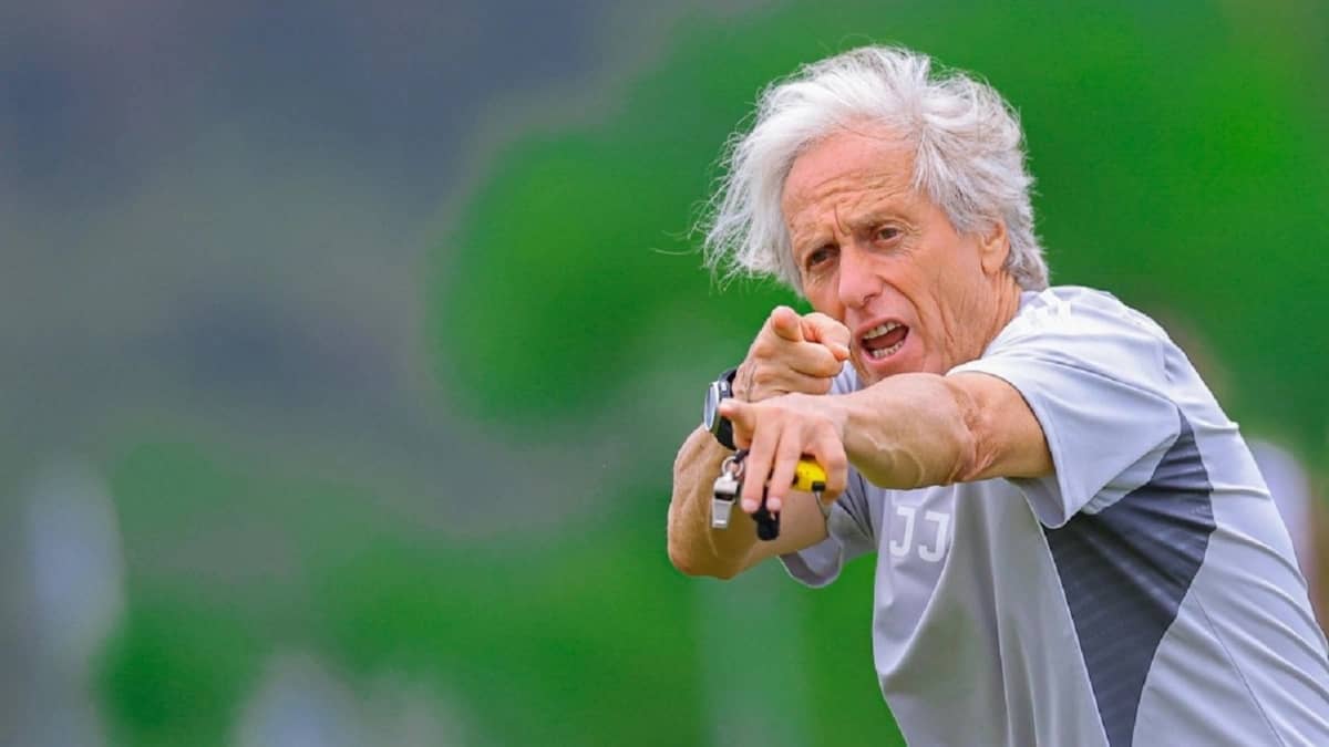 جيسوس يترقب تقرير الناصر