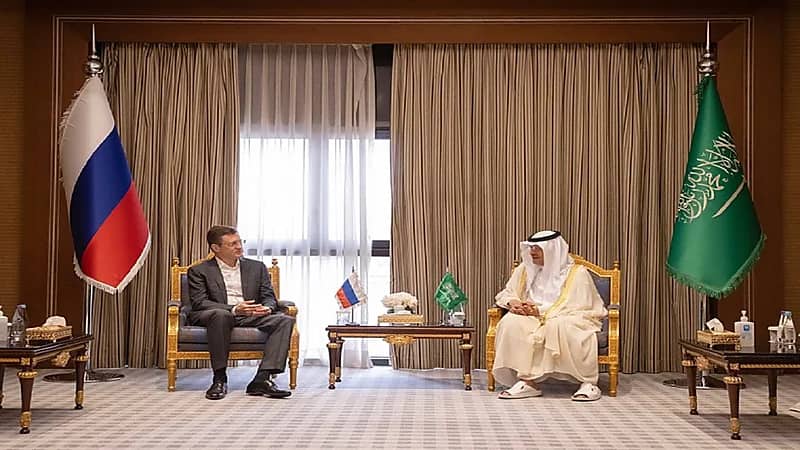 روسيا تمدد الخفض الطوعي حتى نهاية 2024 على خطى المملكة