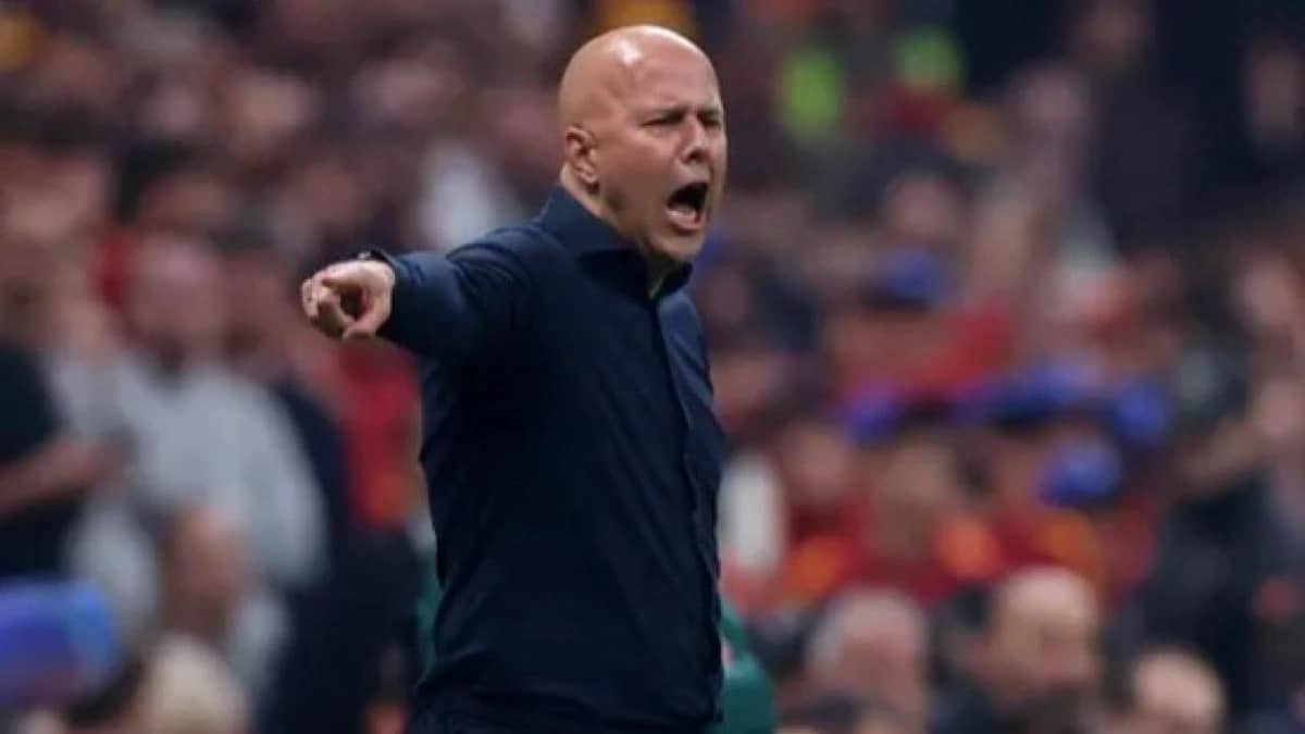 مدرب ليفربول :تعطل الطائرة لن يؤثر على استعدادنا للمباراة