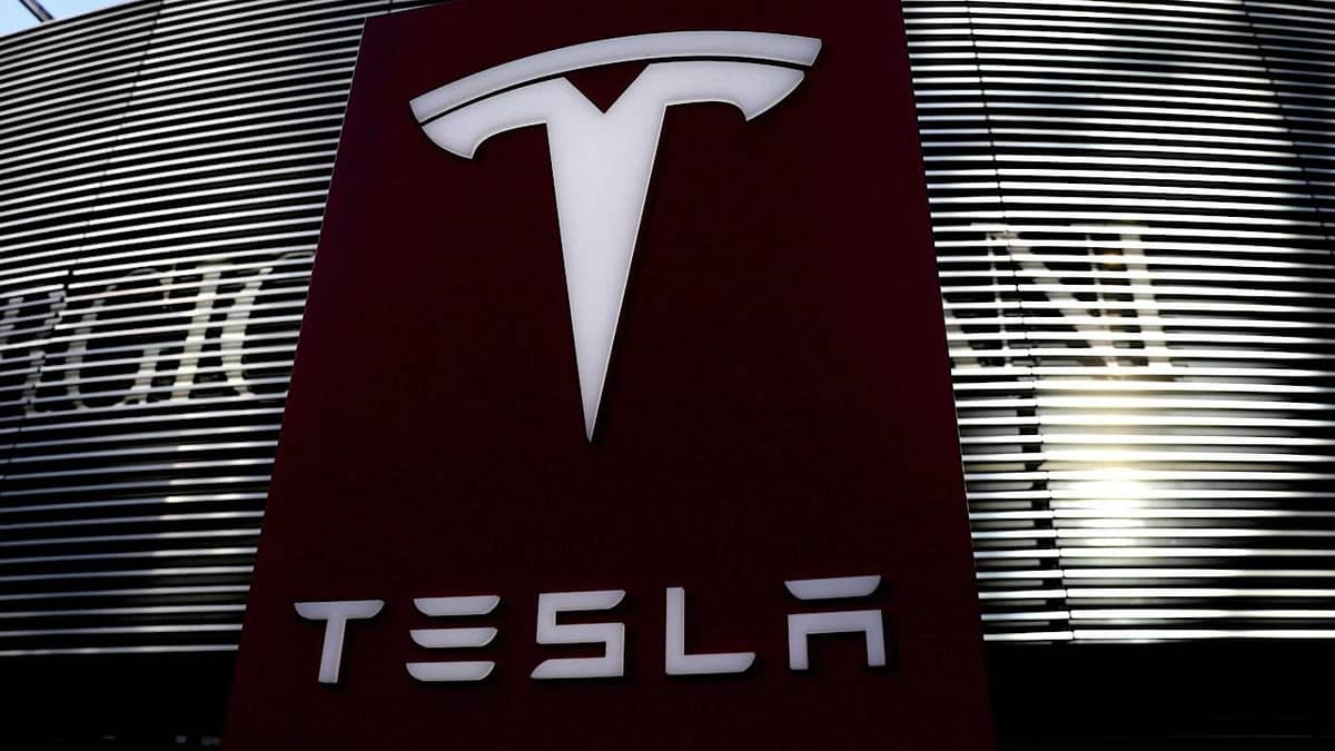 شركة تسلا توفر وظائف شاغرة