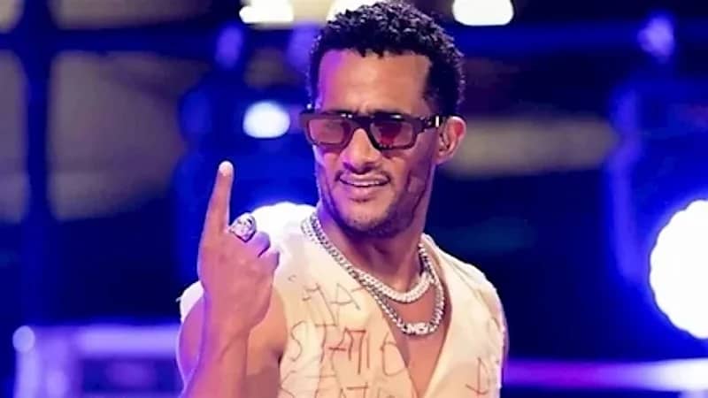 إطلالة غريبة لمحمد رمضان في حفله بمهرجان كوتشيلا العالمي بأمريكا.. صور