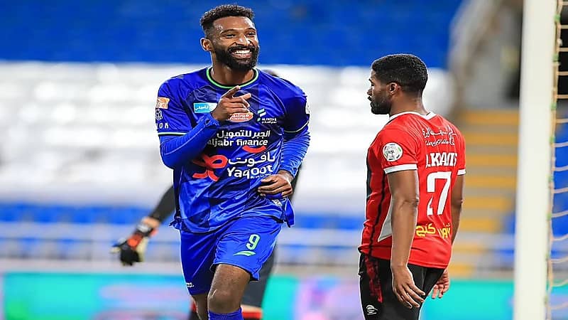 الفتح يطالب بالتحقيق في انتقال فراس البريكان إلى الأهلي