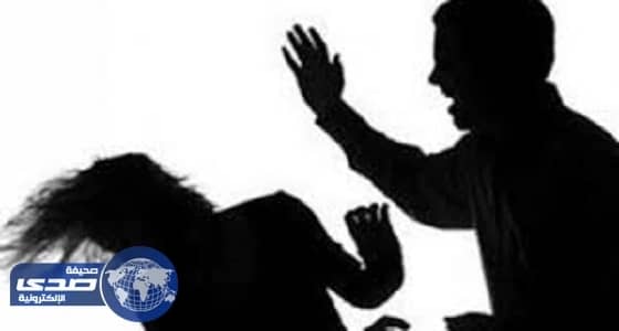 أمريكي ينهال ضرباً على امرأتين يهوديتين لظنه أنهما مسلمتان