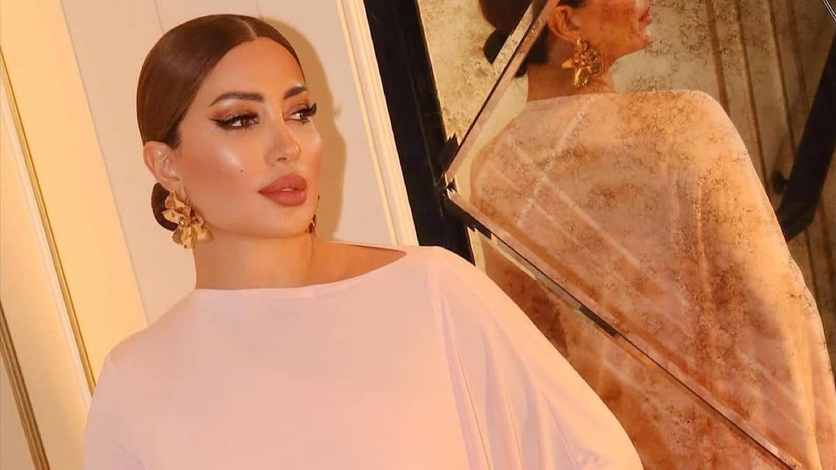 نسرين طافش تلفت الانتباه بإطلالة ساحرة.. صور