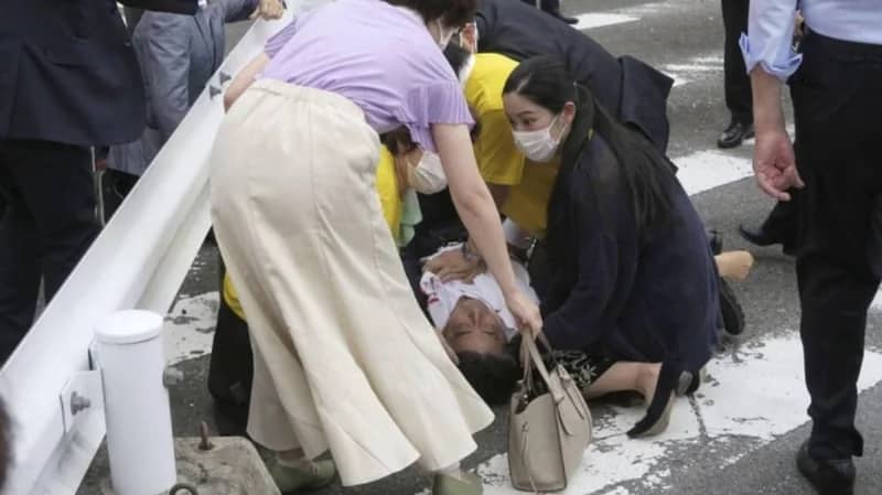 اليابان تكشف هوية مطلق النار على رئيس الوزراء السابق