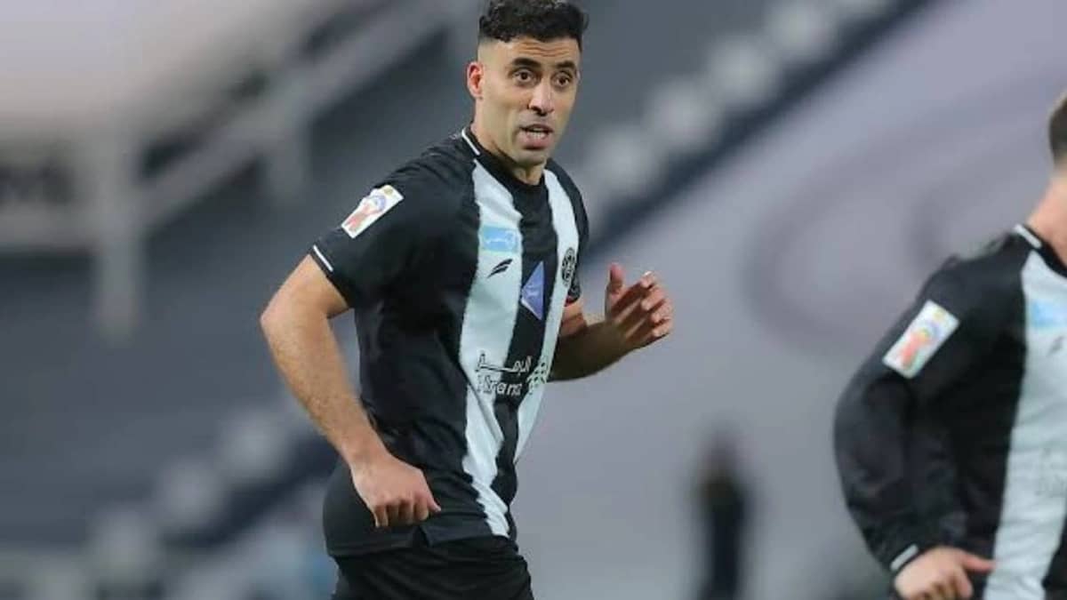 الشباب يفتقد ثنائي الفريق أمام الريان