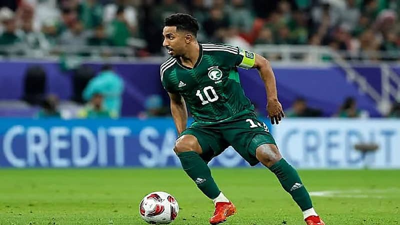 سالم الدوسري مهدد بالغياب عن الأخضر في بداية خليجي 26