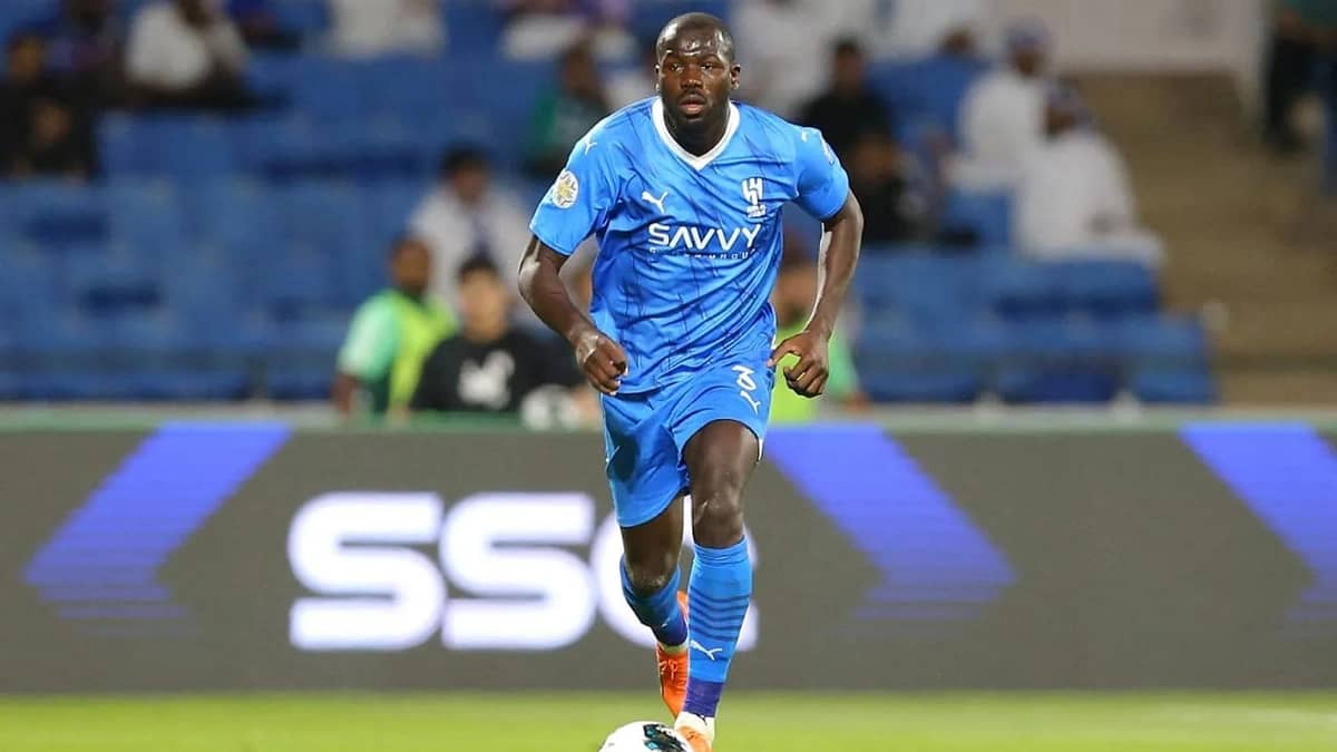 كوليبالي يوافق على تخفيض راتبه لتجديد عقده مع الهلال