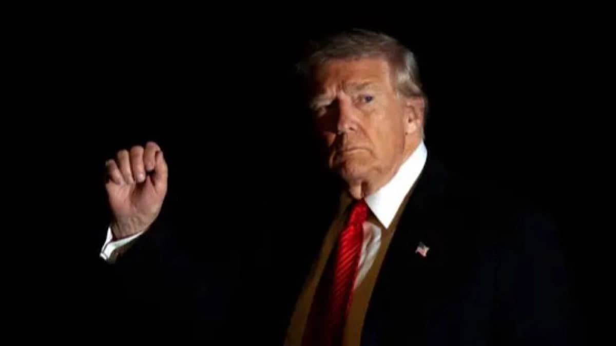 ترامب يحمل الإغلاق الحكومي مسؤولية انتكاسات الجمهوريين