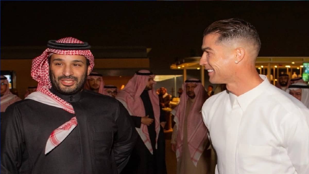 رونالدو: أنا هنا في السعودية بفضل الأمير محمد بن سلمان.. فيديو