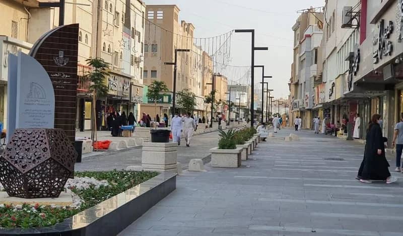 رجل يطلق النار على زوجته وينتحر