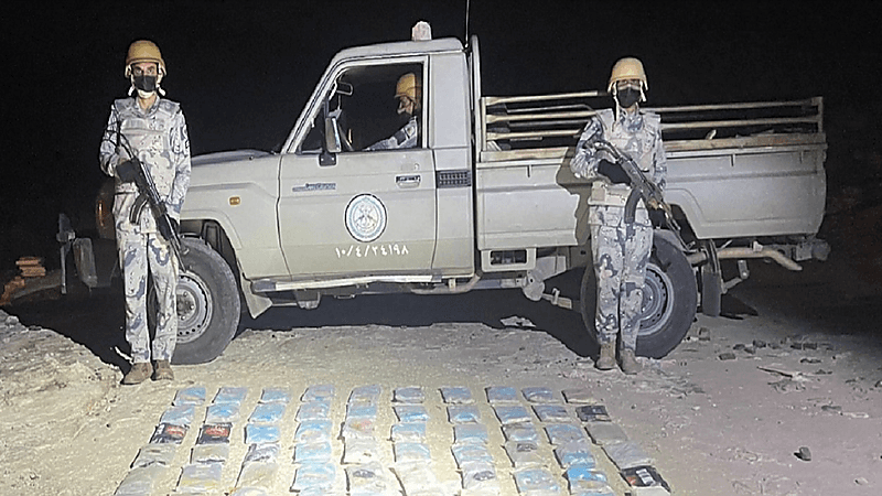 إحباط تهريبَ 92 كيلوجرامًا من مادة الحشيش المخدِّر في عسير